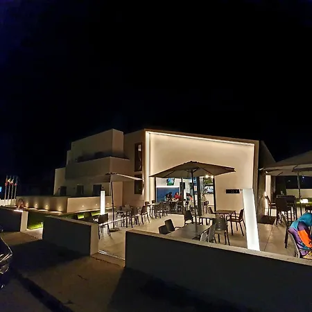 Solarena Bistrot מלון *