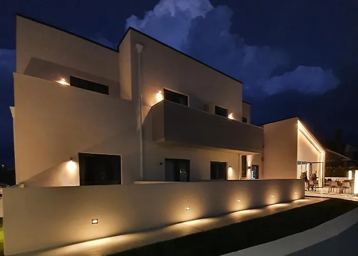 Solarena Bistrot Ξενοδοχείο *